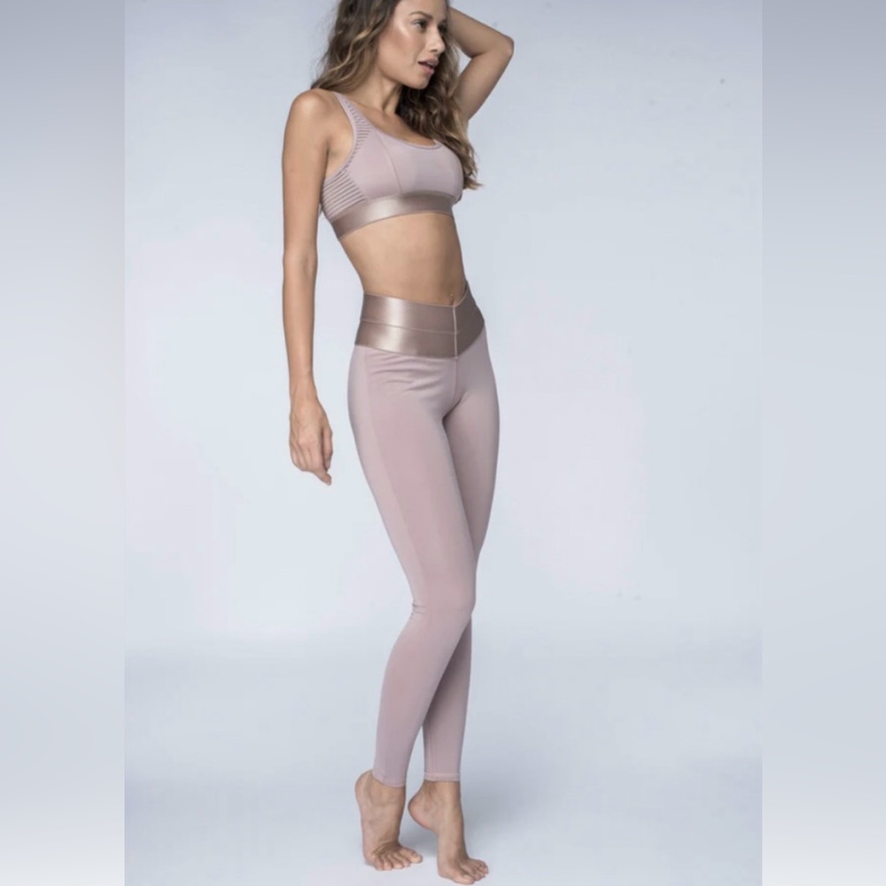 New with tags beloforte nude color